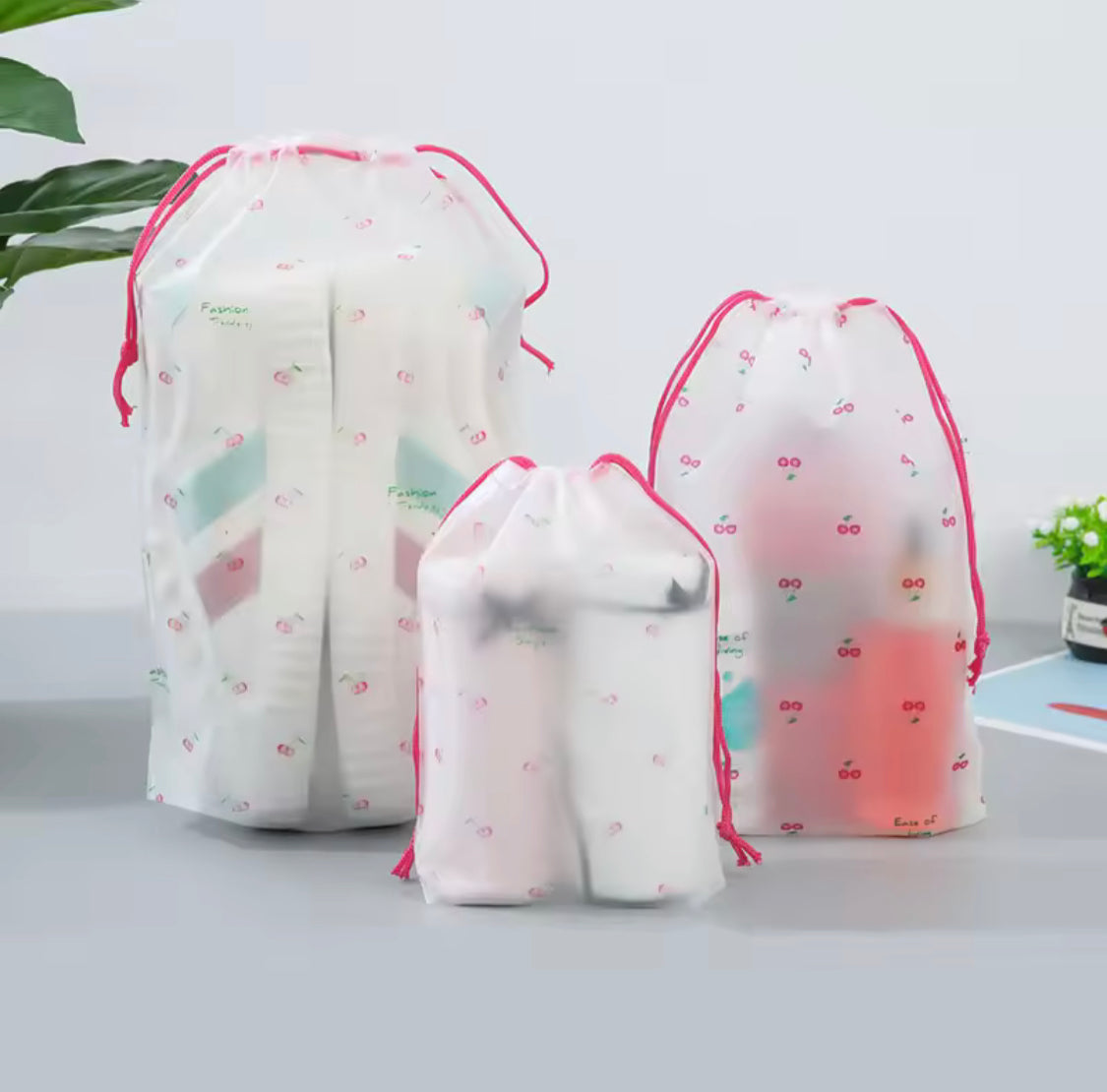 PVC Waterproof Transparent Cosmetic Bag, Transparent Travel Pouch for Slippers, Multifunctional Travel Bag, Portable Shoe Storage Organizer PVC Waterproof Transparent Cosmetic Bag, Transparent Travel Pouch for Slippers, Multifunctional Travel Bag, Portable Shoe Storage Organizer